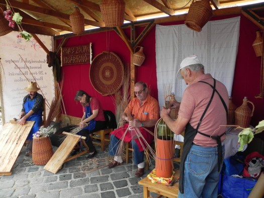 Budapest Wine Festival, Cane Flask Cover Demonstration